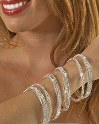 4 Must-Have Belly Dance Jewelry Pieces for Shows or Competitions