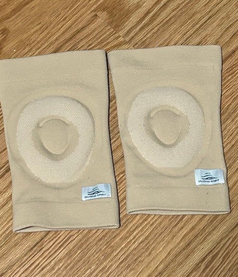 gel knee pads for dancers